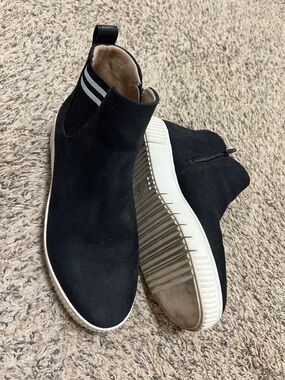 SOUL Naturalizer taffy Black canvas Ankle Booties with White Sole